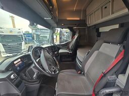 RENAULT T 520 * ACC * KLIMAAUT. * SPURHALTE *