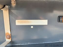 SCHMITZ CARGOBULL Cargobull GOTHA Kippauflieger 3 Achse THERMO ISO