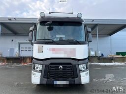 Renault 18-pallet box truck with Bussbygg body