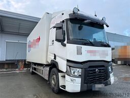 Renault 18-pallet box truck with Bussbygg body