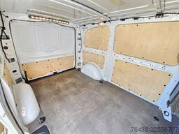 MERCEDES-BENZ Vito 114 CDI KOMPAKT|DISTRONIC|ASSISTENTEN|9G|AC