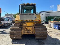 KOMATSU D 65 PX - 18 **Ketten und Laufwerk NEU**