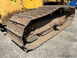 KOMATSU D 65 PX - 18 **Ketten und Laufwerk NEU**