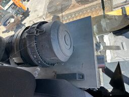 KOMATSU D 65 PX - 18 **Ketten und Laufwerk NEU**