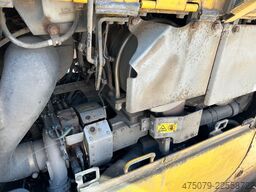 KOMATSU D 65 PX - 18 **Ketten und Laufwerk NEU**