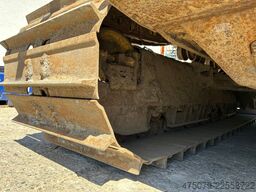 KOMATSU D 65 PX - 18 **Ketten und Laufwerk NEU**
