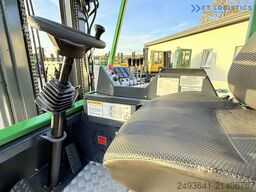 Combilift CB4000 GAS TRIPLEX 5200 POSITIONER