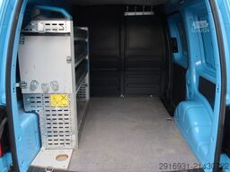 VOLKSWAGEN Caddy 1. Hand / Klima / Tempomat / FN:54