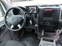 MERCEDES-BENZ Sprinter II 519 CDI / RTW / Klima / Automatik