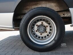 VOLKSWAGEN Crafter 1. Hand / SHZ / PDC / FN: 86