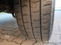 VOLKSWAGEN Crafter Kasten 35 mittel L2H2/Klima/AHK/FN: 237