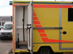 MERCEDES-BENZ Sprinter 519 CDI RTW / 1. Hand /SHZ / Fzg Nr:A16