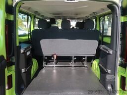 OPEL Vivaro L2H1 / 1. Hand / 9 Sitzer / :127