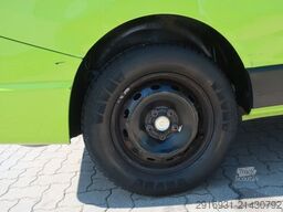 OPEL Vivaro L2H1 / 1. Hand / 9 Sitzer / :127