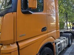 Mercedes-Benz Actros 1845