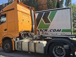 Mercedes-Benz Actros 1845