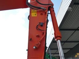 Hitachi ZX300LC-6
