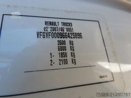 Renault Master 10,5 m,  3 seats, 3500 kg, euro6