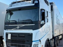 Volvo FH 500 6x2 Tractor Unit