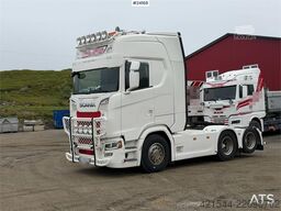 Scania S650 6x2 trekkvogn m/ hydraulikk, NATO kontakt og