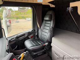 Scania S650 6x2 trekkvogn m/ hydraulikk, NATO kontakt og