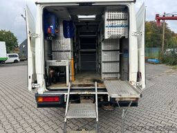 MERCEDES-BENZ Vario 818 / Werkstatt / Kompressor / Doka