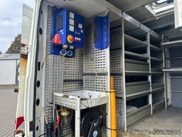 MERCEDES-BENZ Vario 818 / Werkstatt / Kompressor / Doka