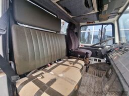 MERCEDES-BENZ Unimog U 2150 Hiab 225 - E 3 Kran 4 x 4 Allrad