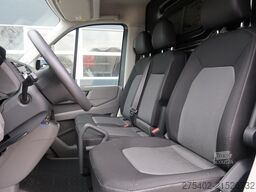 Volkswagen Crafter 35 2.0 TDI L3H3 AUT/ CAMERA/ CRUISE/ NA...