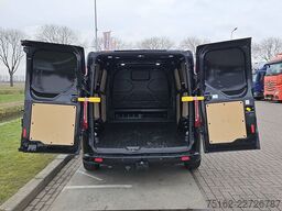 FORD TRANSIT CUSTOM 2.0 L2H1 Sport Navi