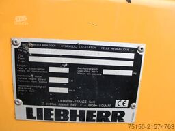 LIEBHERR R 926 LC MULTI USER BÖSCHUNGSBAGGER Nr.: 521