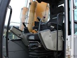 LIEBHERR R 926 LC MULTI USER BÖSCHUNGSBAGGER Nr.: 521