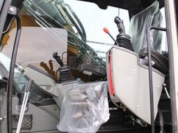 LIEBHERR R924 LC VERSTELLAUSLEGER Nr.: 130