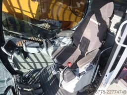 Liebherr R946 LC | STRAIGHT BOOM | TILT CAB | LIKUFIX
