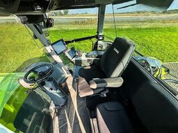 CLAAS Xerion 5000 Trac VC