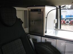 MERCEDES-BENZ 119 CDI Vito lang 4matic Feuerwehr NEF Notarzt