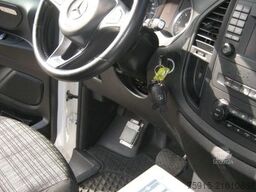 MERCEDES-BENZ 119 CDI Vito lang 4matic Feuerwehr NEF Notarzt