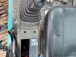Kobelco SK135SRLC Tracked excavator – New tracks and sproc