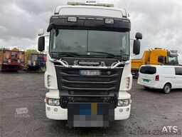 Scania R560 6x2 tipper equipped for snowplowing, with und