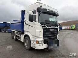 Scania R560 6x2 tipper equipped for snowplowing, with und