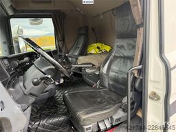 Scania R560 6x2 tipper equipped for snowplowing, with und