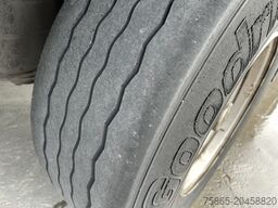 Pacton T2-001 / Box / Loadlift / BPW Drum / NL Trailer