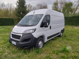 Peugeot Boxer 33 2.2 BlueHDi 140 S&S PM TM