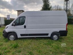 Peugeot Boxer 33 2.2 BlueHDi 140 S&S PM TM