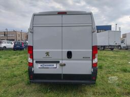 Peugeot Boxer 33 2.2 BlueHDi 140 S&S PM TM