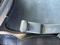 Mercedes-Benz Actros 2646 MP3 ACTROS 2646 V6 6x2 / 3 PEDALS /...