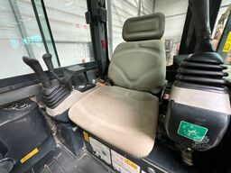 Komatsu PC 26 MR-3