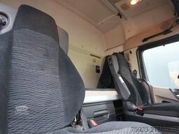 Mercedes-Benz Actros 1942 tractor unit