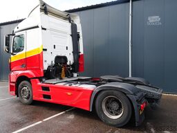 Mercedes-Benz Actros 1942 tractor unit
