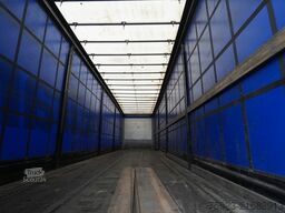 Schmitz 3 AXLE CURTAINSIDE TRAILER